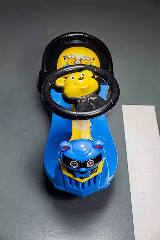 لعبة سيارة بلازما، أزرق × أصفر