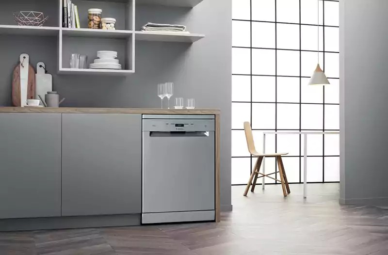 غسالة أطباق اريستون 14 فرد، انفرتر، 60 سم، 8 برامج، شاشة ديجيتال، فضي، LFC 3O33 WLTX