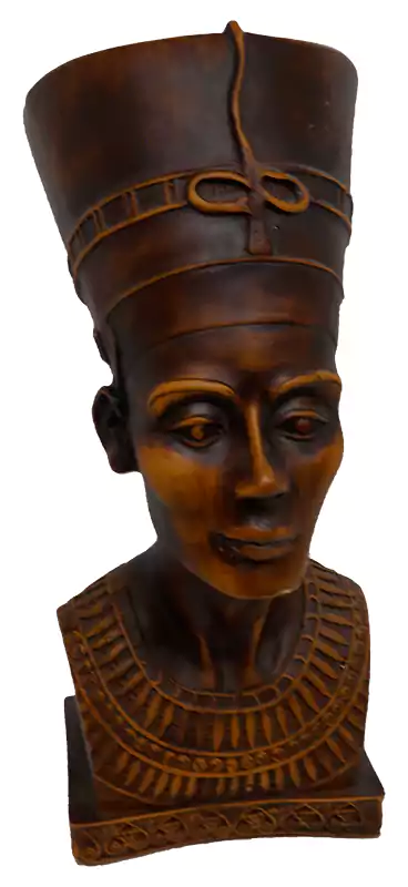 تمثال نفرتيتى - بني