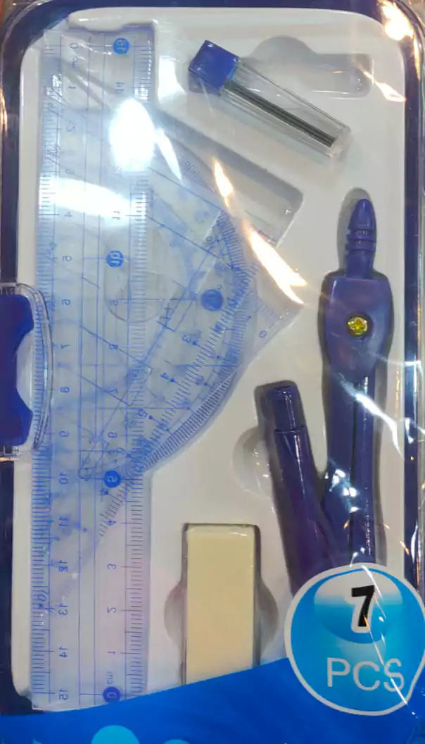 طقم أدوات هندسية  بلاستيك ، 7 قطع، علبة بلاستيك، شفافة مع حدود زرقاء