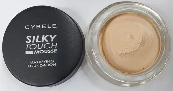 فاونديشن سيبال سيلكي تاتش موس فاونديشن، 01