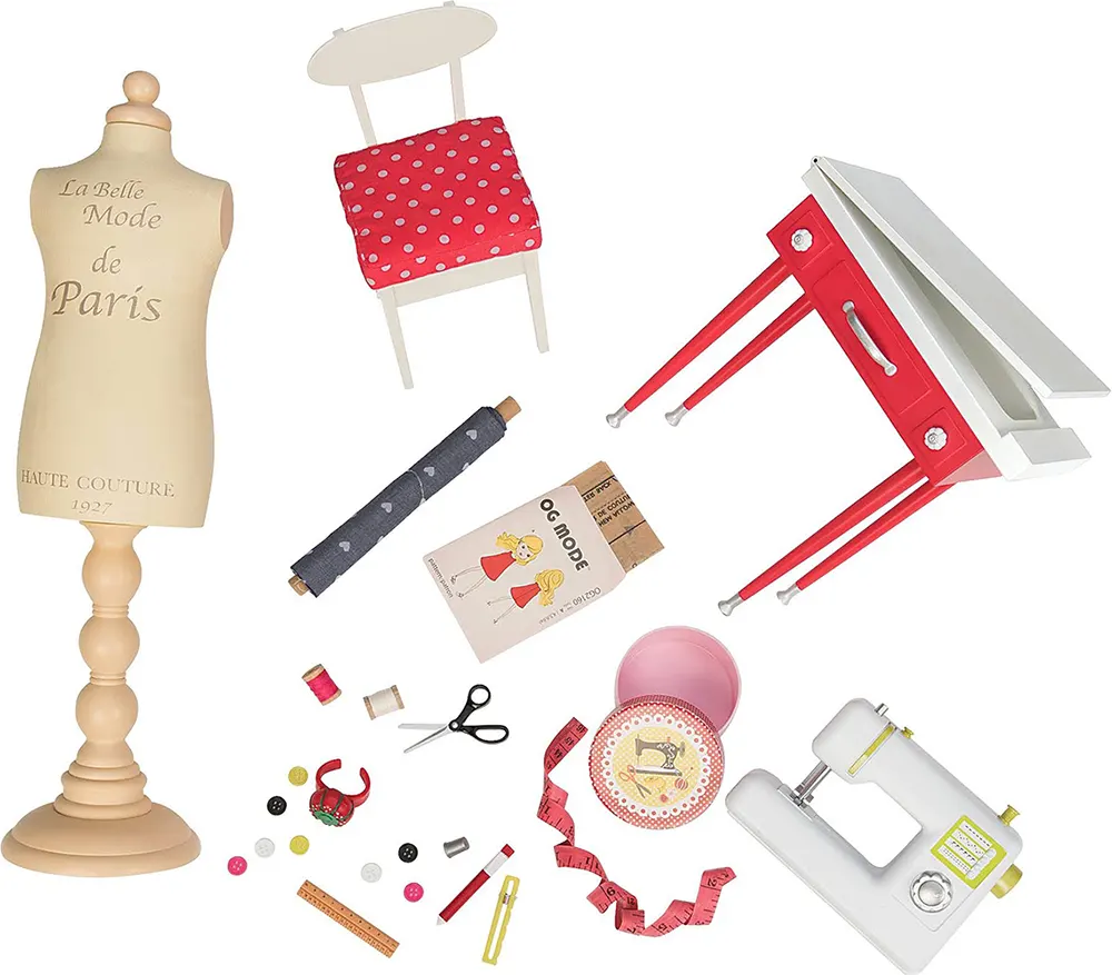 لعبة أدوات الخياطة للعرائس