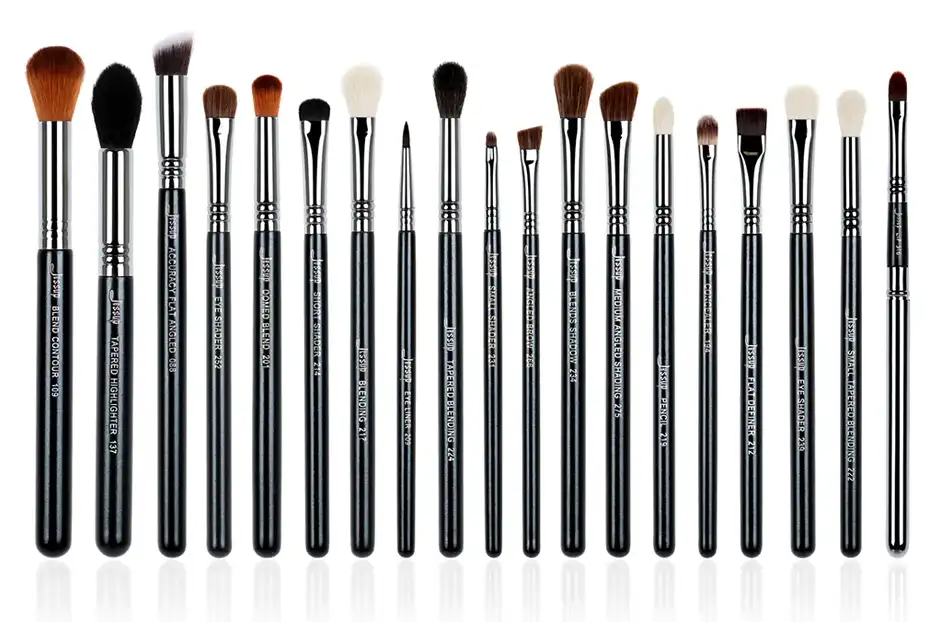 طقم فرش مكياج جيسوب، 19 قطعه، T131