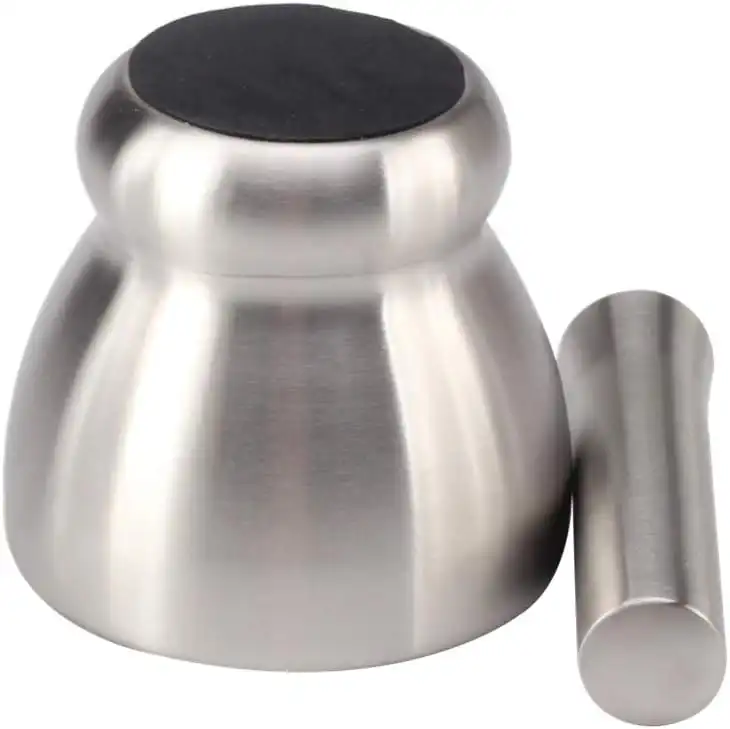 Hon made of stainless steel with cover