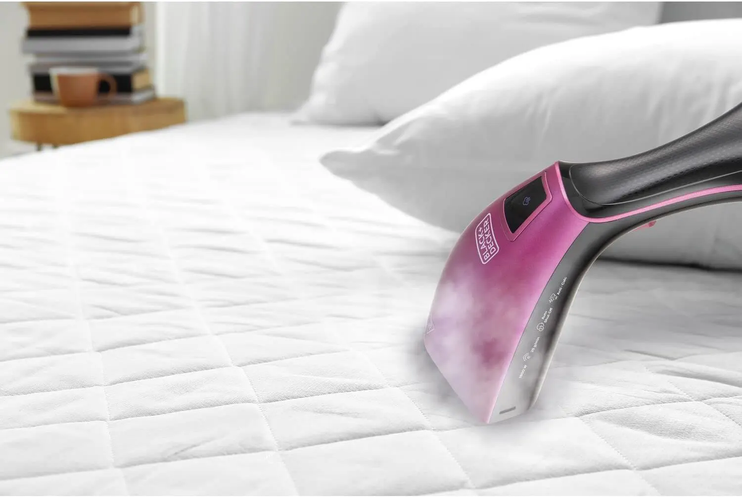 مكواة ملابس بخار محمولة  بلاك اند ديكر ،1600 وات، قاعدة سيراميك ، أسود x بنفسجي ، HSTD1600-B5