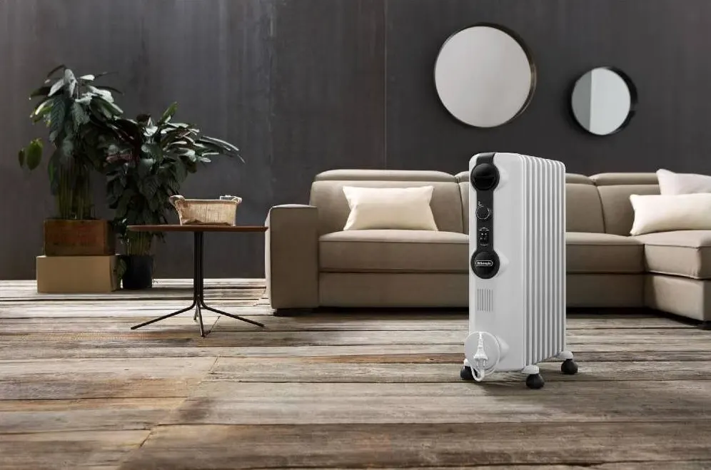 دفاية زيت ديلونجي 7 ريشة، 1500 وات، أبيض، TRRS0715