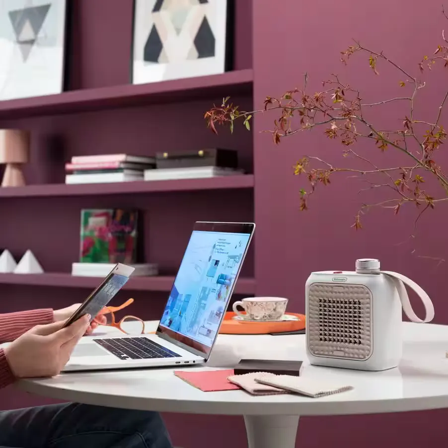 دفاية ديلونجى سيراميك، دفاية مكتب، 360 وات، مروحة، بينك، HFX10B03.PK