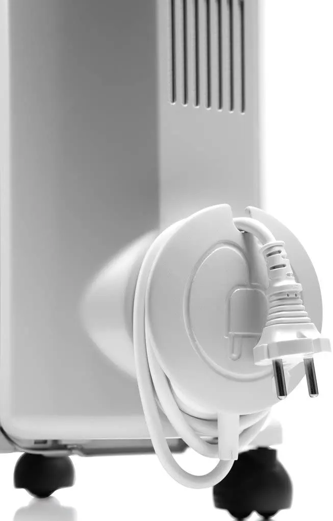 دفاية زيت ديلونجي 9 ريشة، 2000 وات، أبيض، TRRS0920