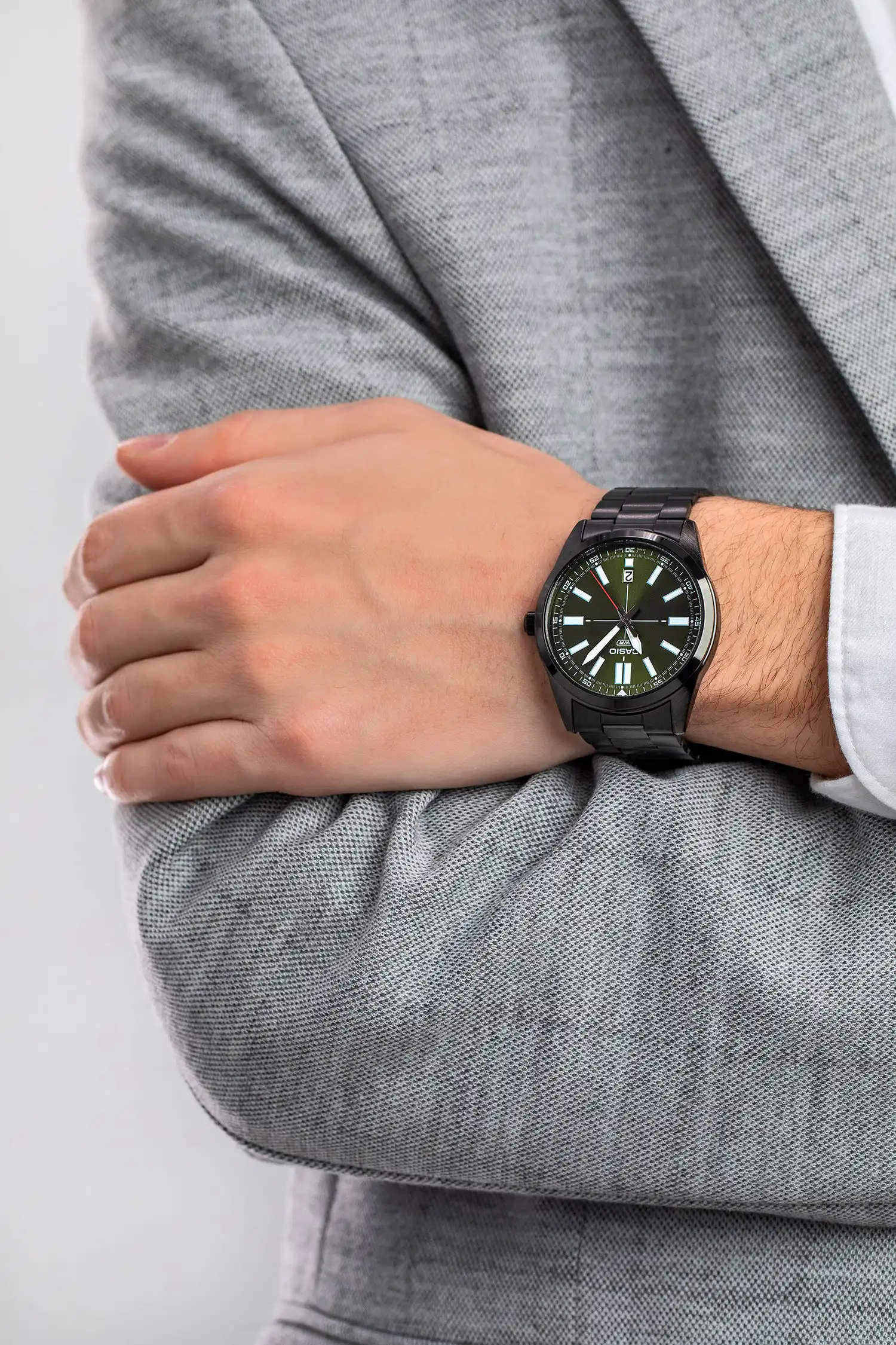 ساعة كاسيو رجالي، عقارب، سوار ستانلس ستيل، أسود، MTP-VD02B-3EUDF