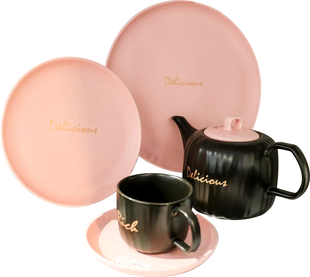 طقم شاي وجاتوه بورسلين، 24 قطعة، بينك في أسود