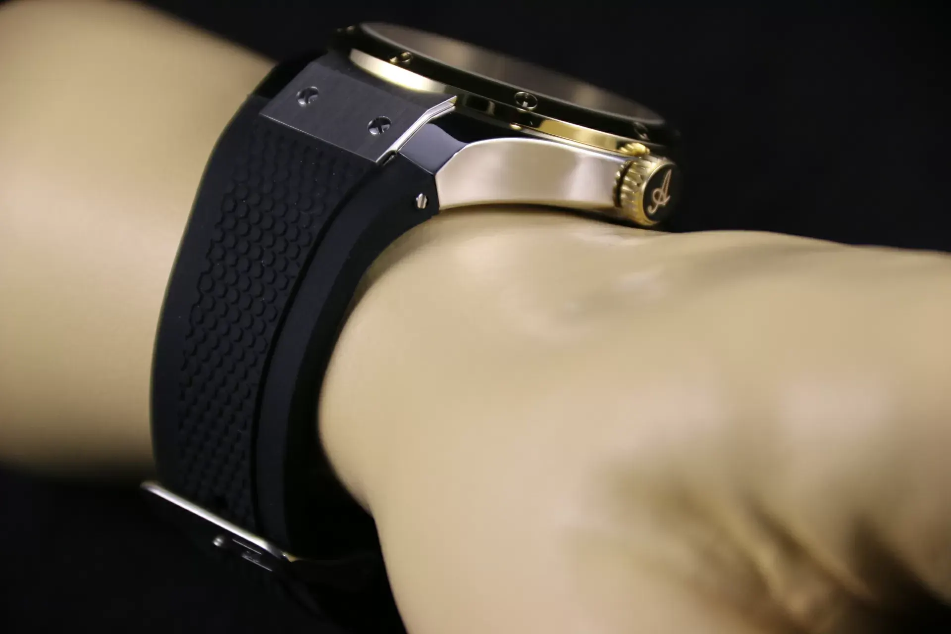 ساعة أدرياتيكا للرجال، عقارب، أسود A8209.2213Q