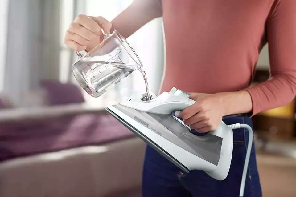 مكواة بخار فيليبس، 2400 وات، قاعدة سيراميك، رصاصي، DST5010-10، ( بضمان راية )