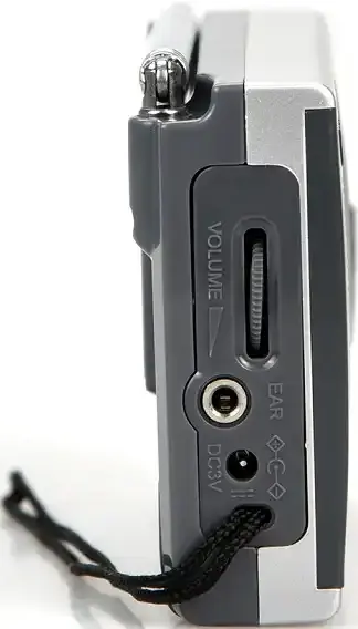 جهاز راديو صغير كيتشيبو، يعمل بالحجارة AA ، فضي × أسود ، KK-9803