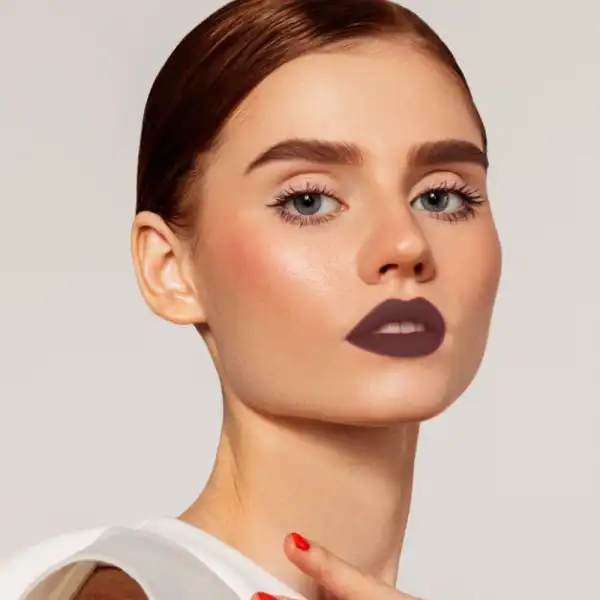 احمر شفاه لونا سيتي جيرل كريمي ، 244