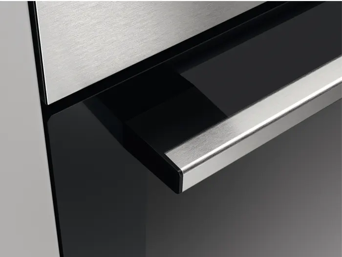 فرن زانوسي بلت ان 60 سم، كهرباء، 74 لتر، شاشة ديجيتال بشواية، أسود، ZOHNX3X1A