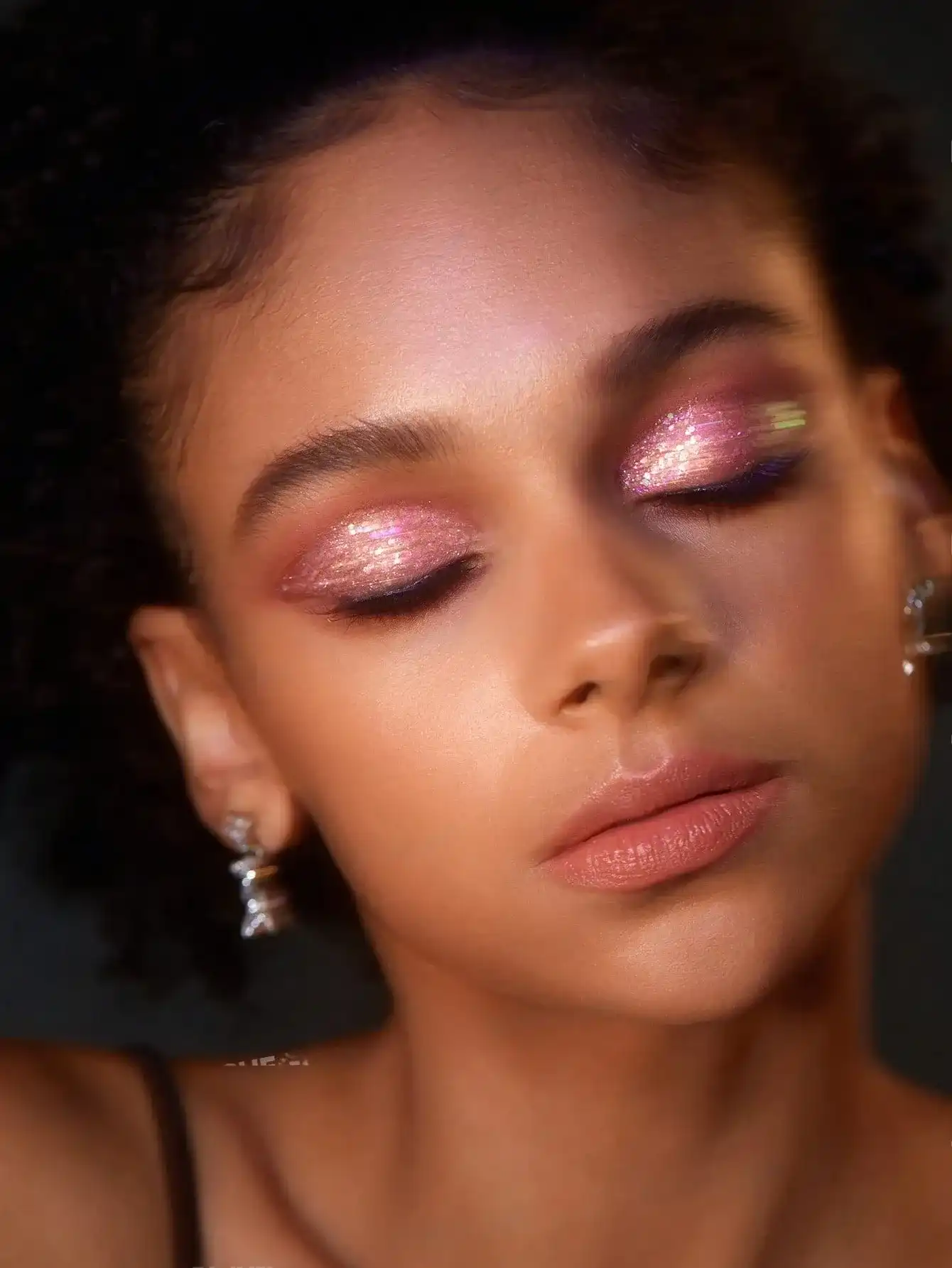 ايلاينر وايشادو شيجلام انستا بارتي جليتر، توينكل لايتس