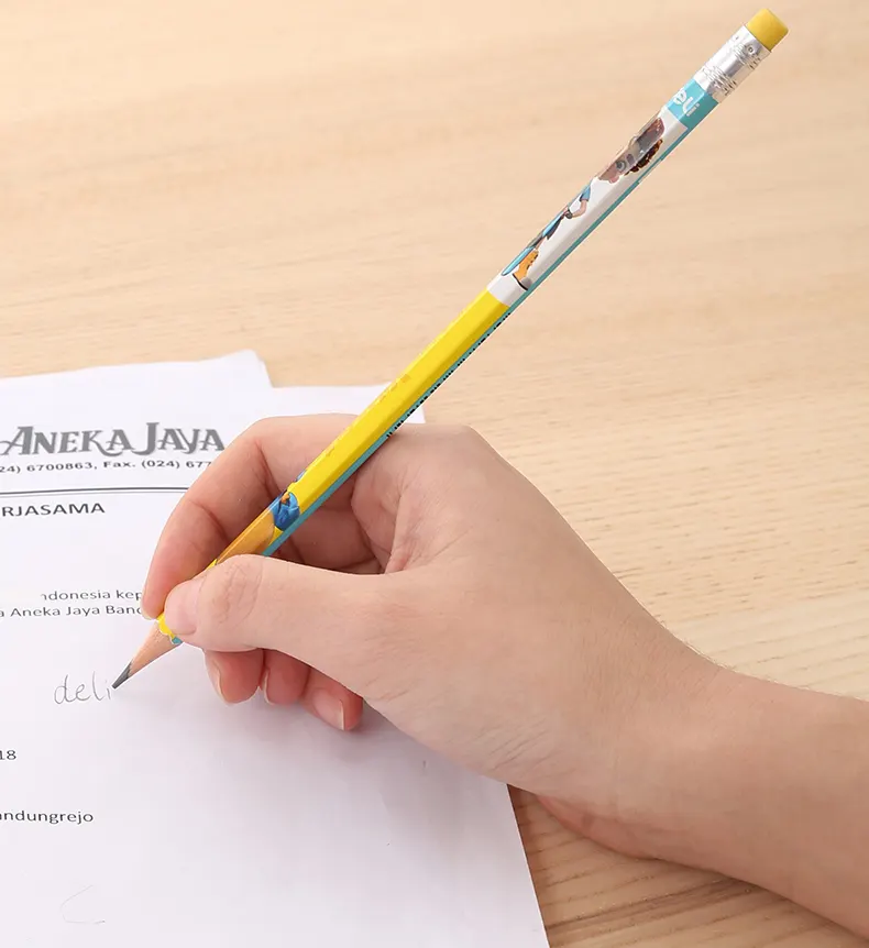 علبة قلم رصاص بأستيكة ديلي،12 قطعة، 2 بي، U52900