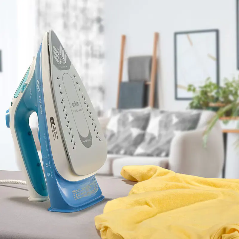 مكواة ملابس بخار براون فري ستايل 3 ، 2400 وات، قاعدة سيراميك، أزرق،FI3144BL(بضمان راية)