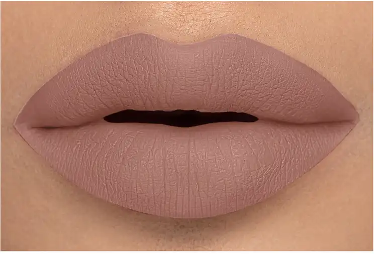 ليب ستيك فوريفر 52 اي ام انليميتيد مات، 008