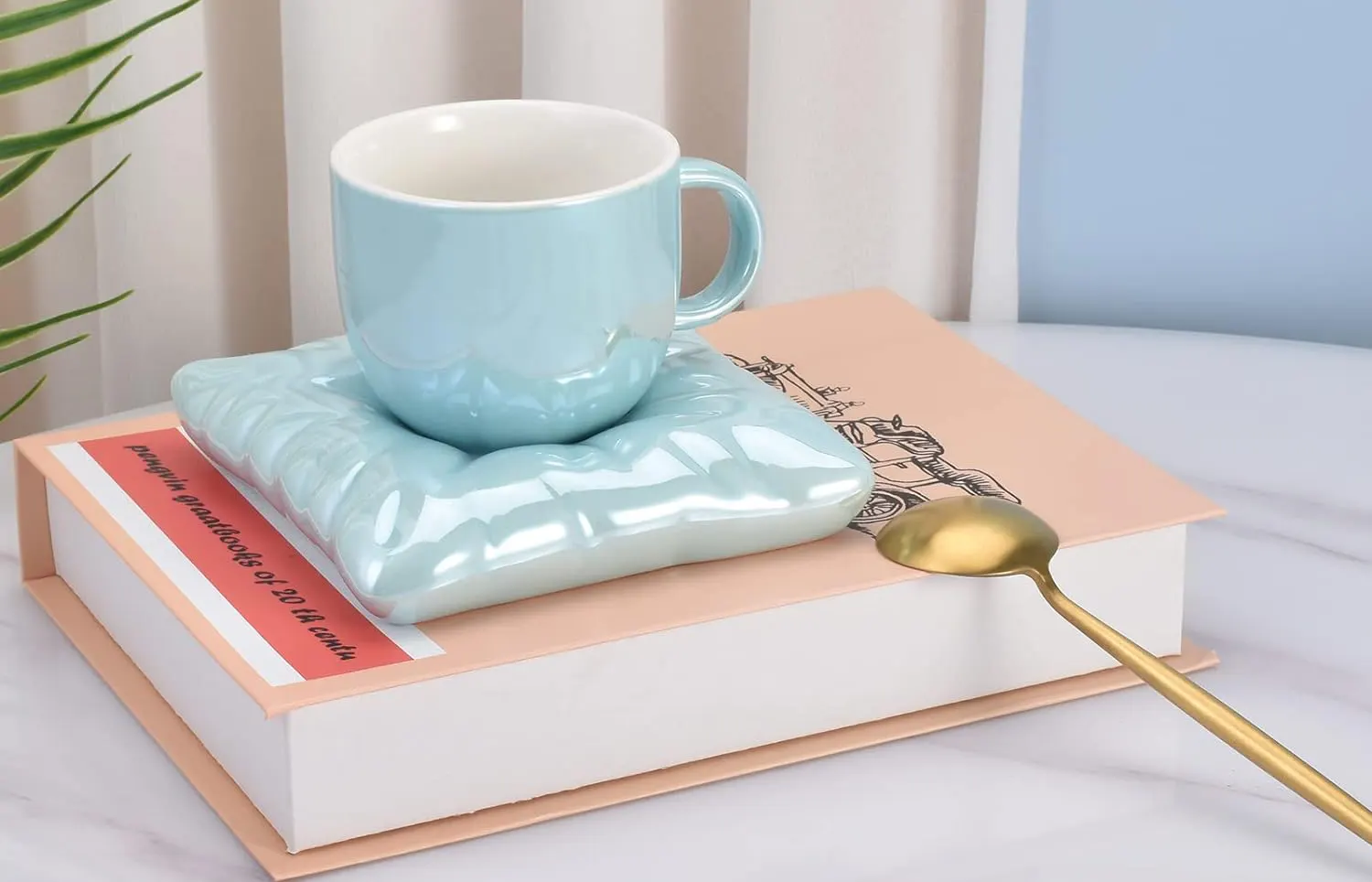 مج للنسكافية والقهوة سيراميك من كويثين بالمعقلة وصحن، متعدد الألوان