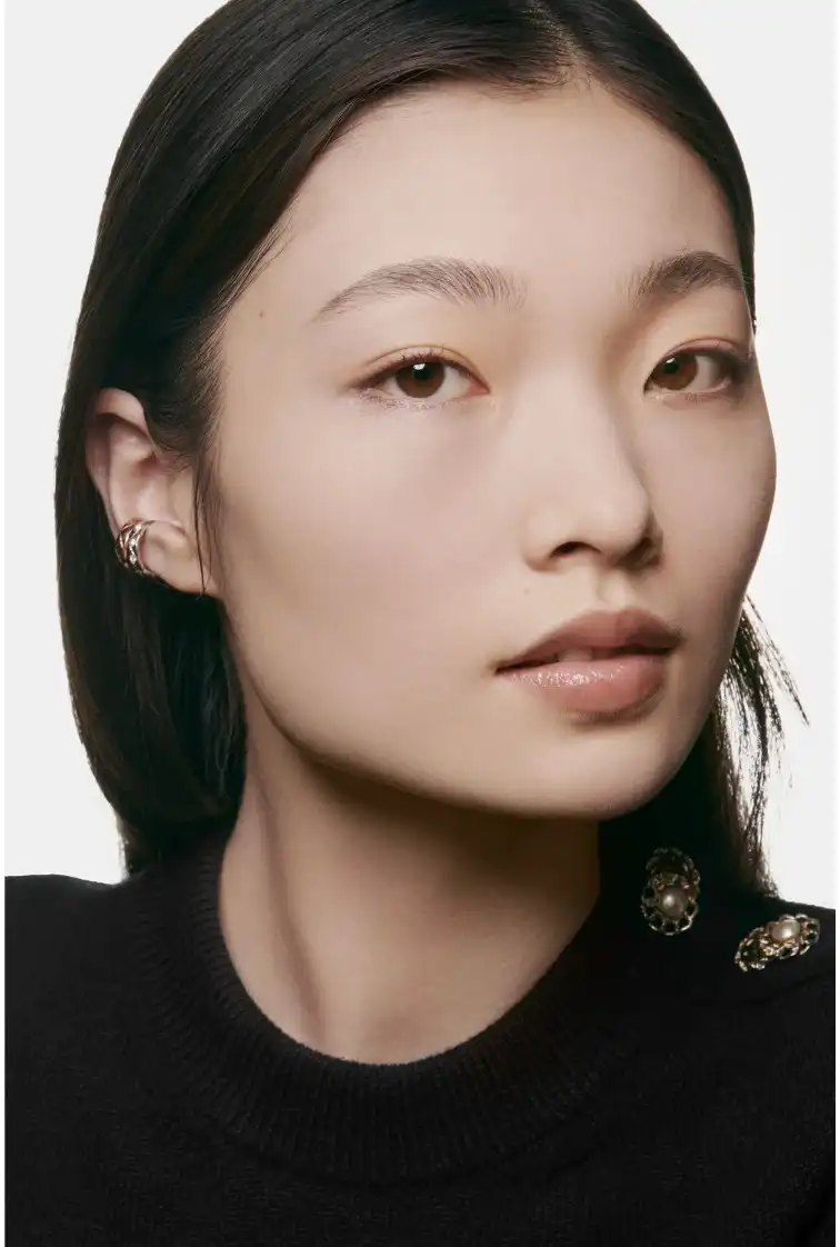 لوس بودر للوجه يونيفرسال ليبر من شانيل 12