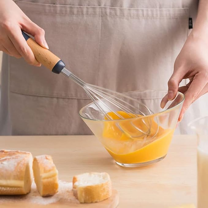 مضرب بيض أستانلس بيد خشب