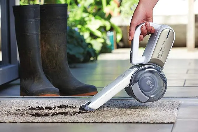 مكنسة كهربائية بلاك اند ديكر محمولة ببطارية ليثيوم، قابلة لاعادة الشحن، 14.4 فولت، أبيض، PV1420L