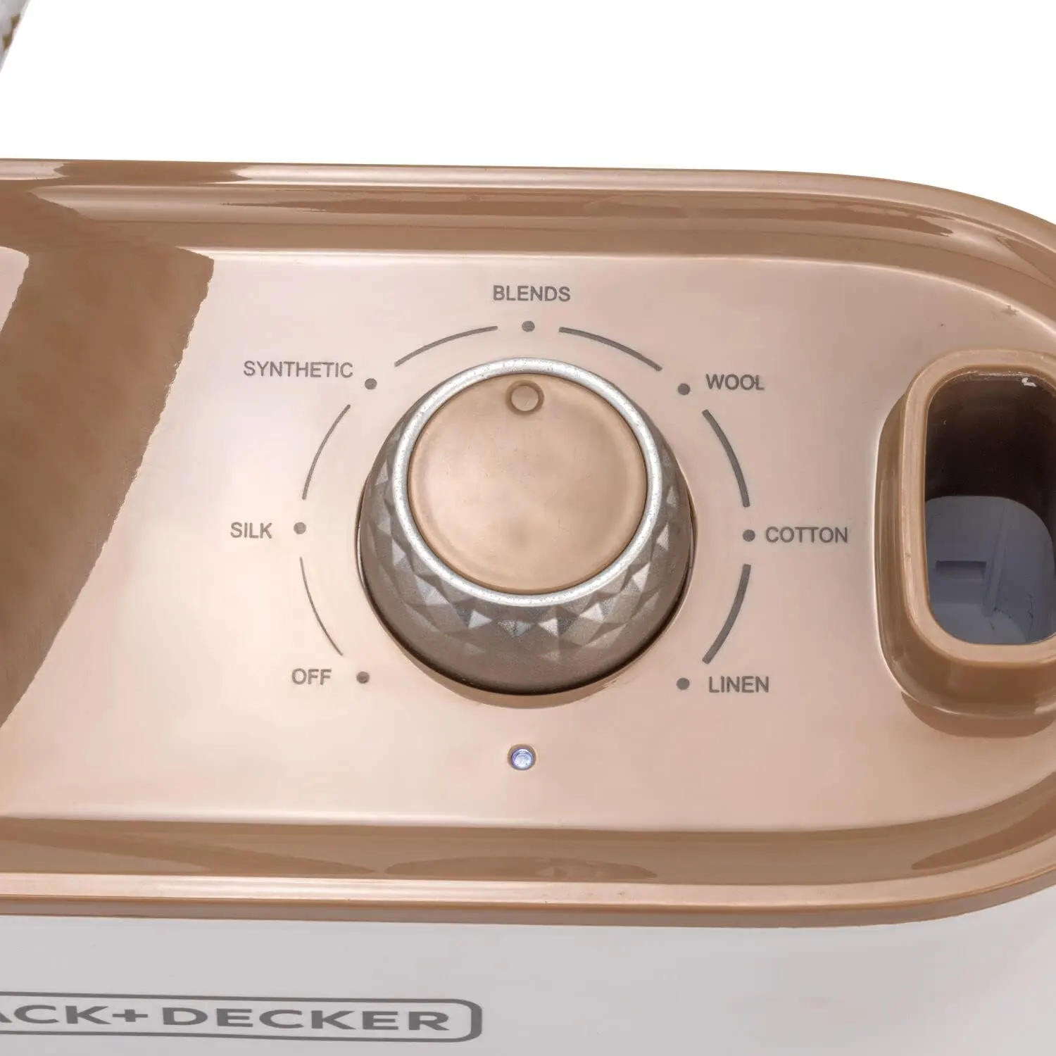 مكواة بخار ستاند بلاك أند ديكر، 2400 وات، خزان مياه 1.5 لتر، 2 ذراع، أبيض، GST2400 (بضمان انسيا)