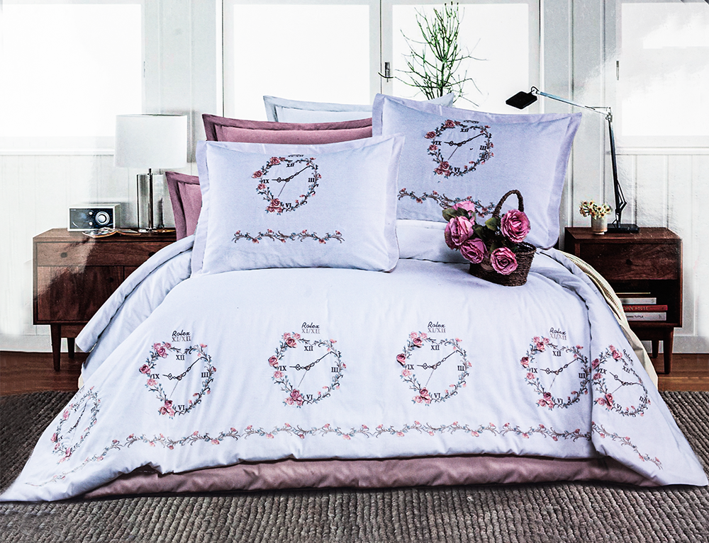 طقم ملايه وايت هاوس مطرز، مقاس 250*280 ، مكون من 4 قطع ، متعددة الأشكال