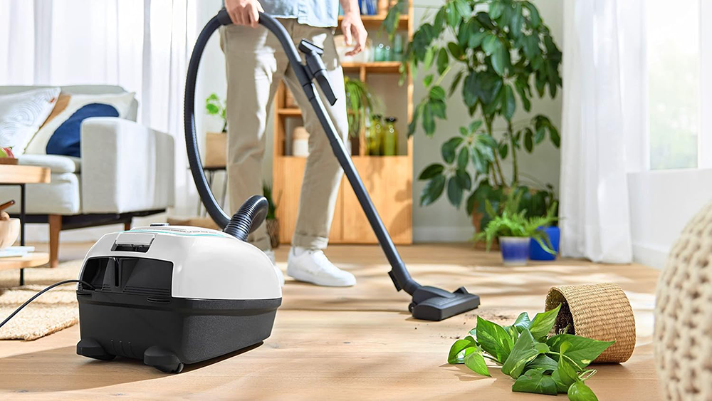 مكنسة كهربائية بووش ، 2200 وات ، 4 لتر ،  أبيض ، BGL38WHYG