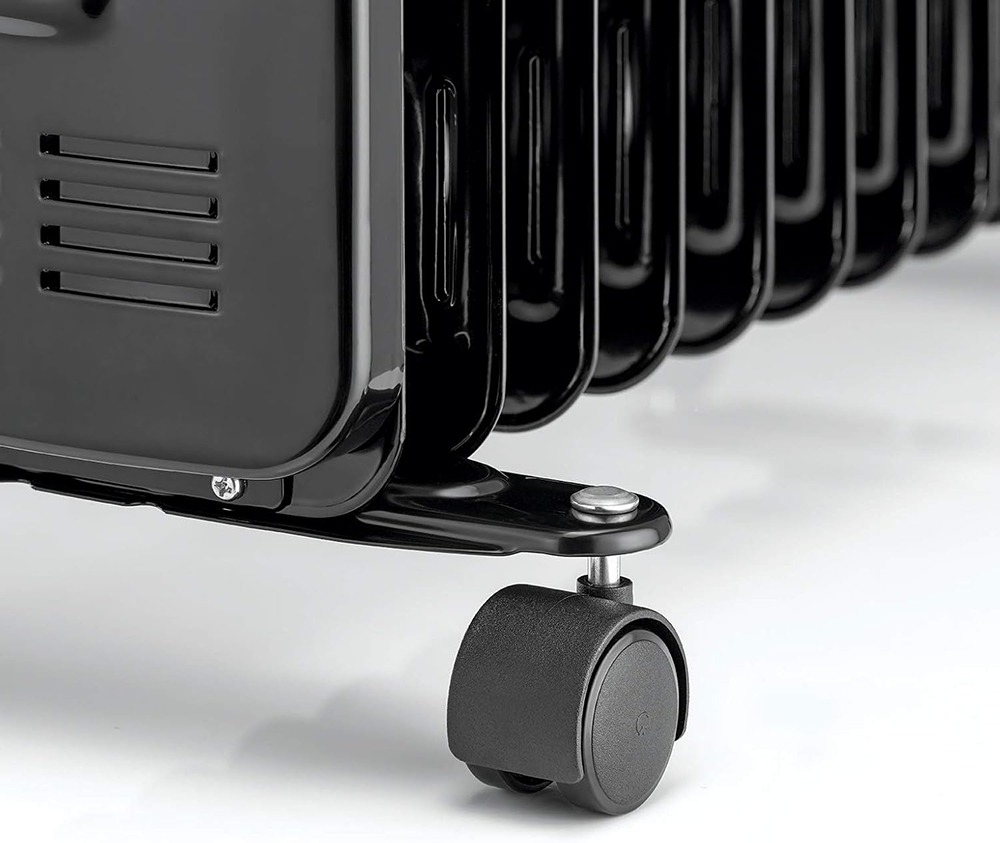 دفاية زيت بلاك اند ديكر، 2500 وات، 13 ريشة، مروحة، بضمان انسيا، أسود، OR13FD