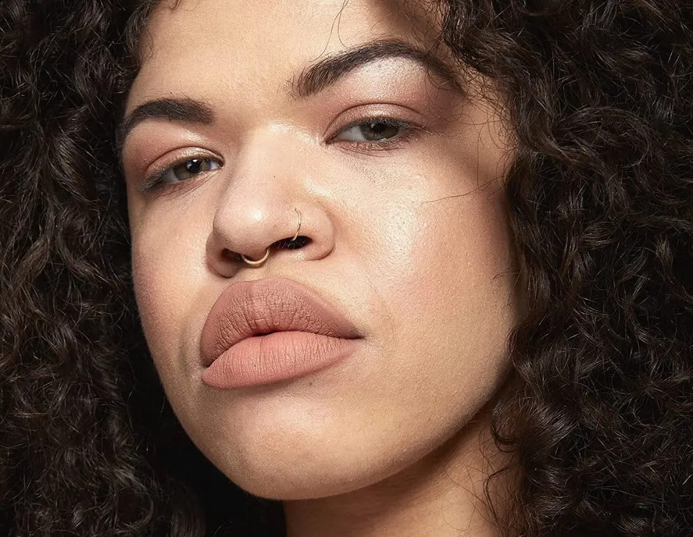 احمر شفاه ان واي اكس سائل سوفت مات ليب كريم، لندن