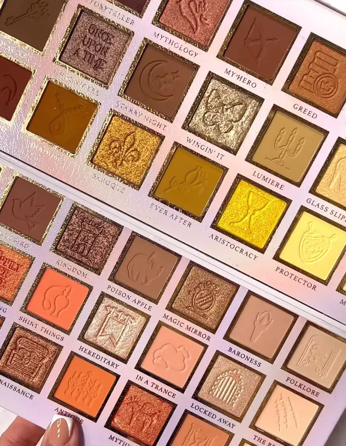 باليت ايشادو بي لويز اف ذا كراون فيتس، 21 لون