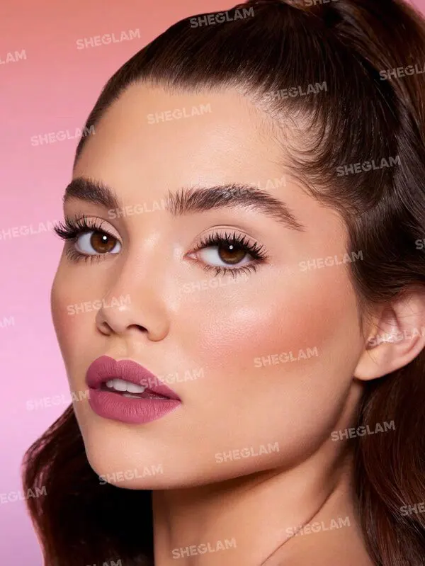 احمر شفاه شيجلام بوم مات، تيك اكشن