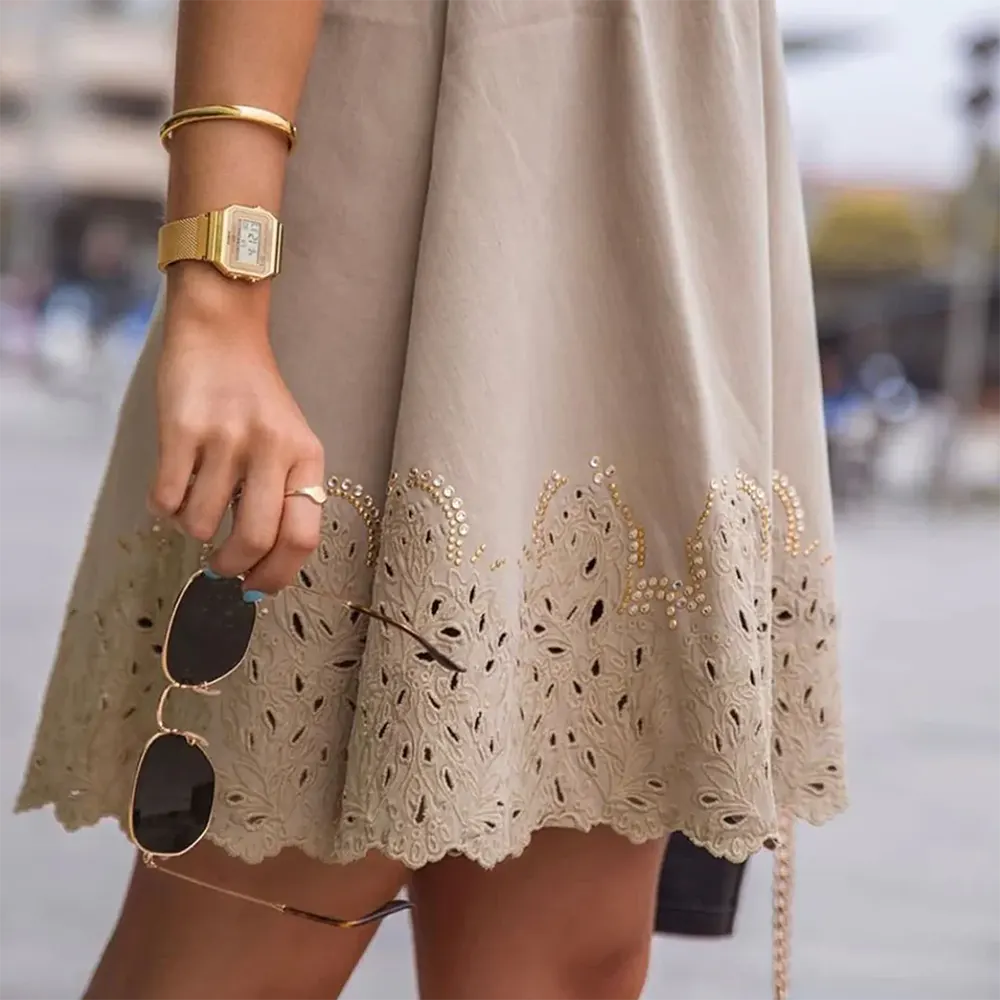 ساعة كاسيو رقمية للجنسين، مينا ذهبية، سوار ستانلس ستيل ذهبي، A700WMG-9ADF