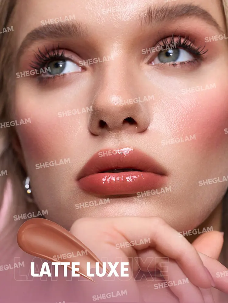 ليب بلامبر شيجلام بولد بوستر، لاتيه لوكس