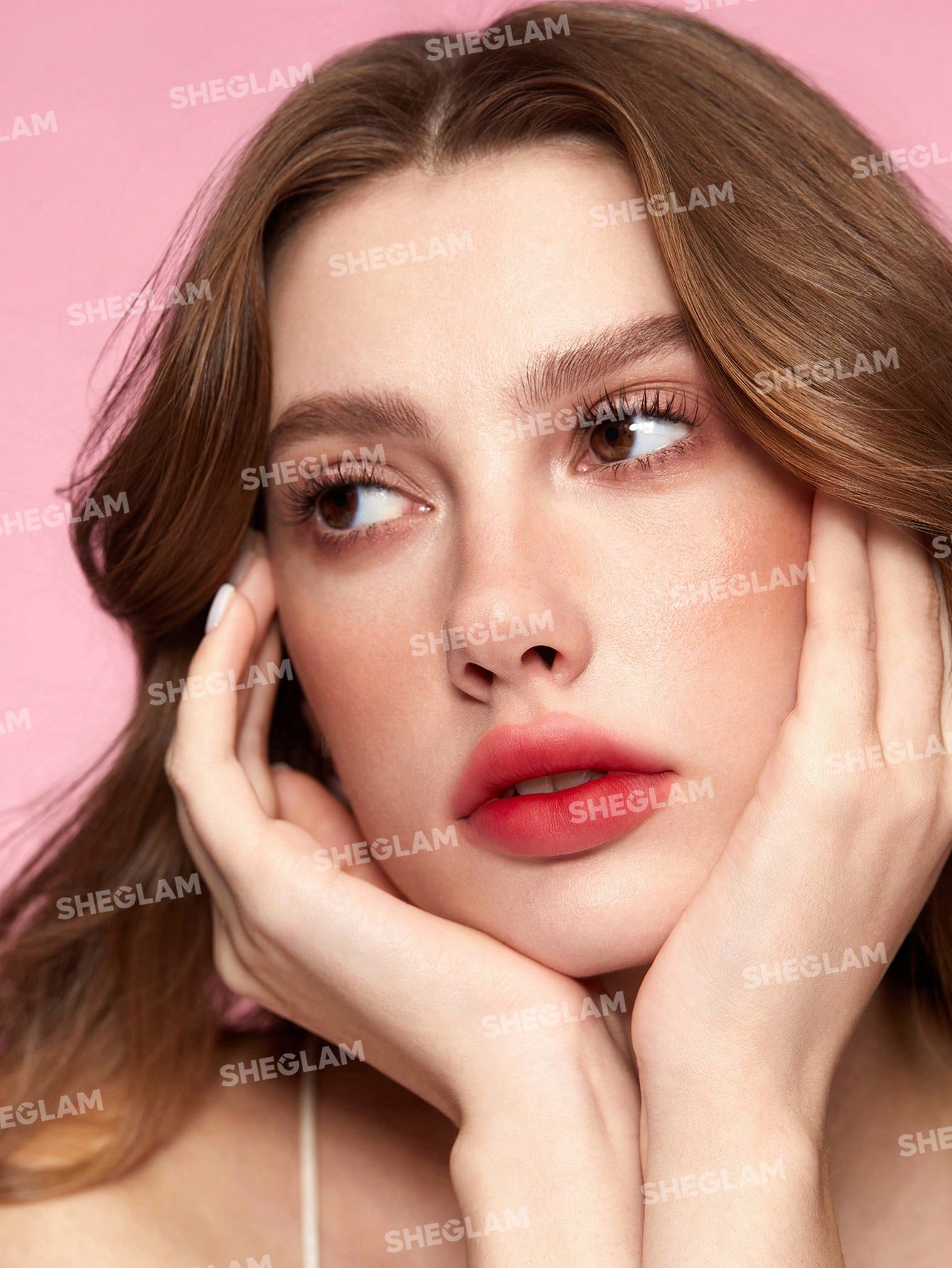 احمر شفاه شيجلام ليب بلور سوفت هايز، تيكست مي