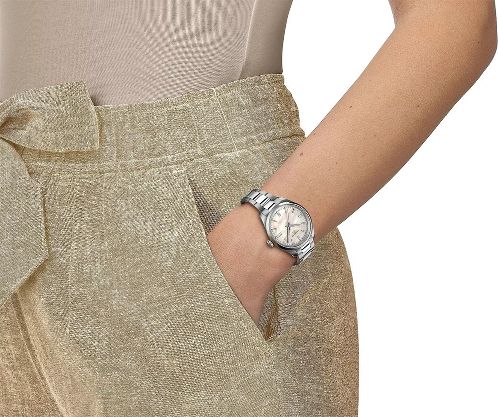 ساعة يد تيسوت حريمي ، T150.210.11.116