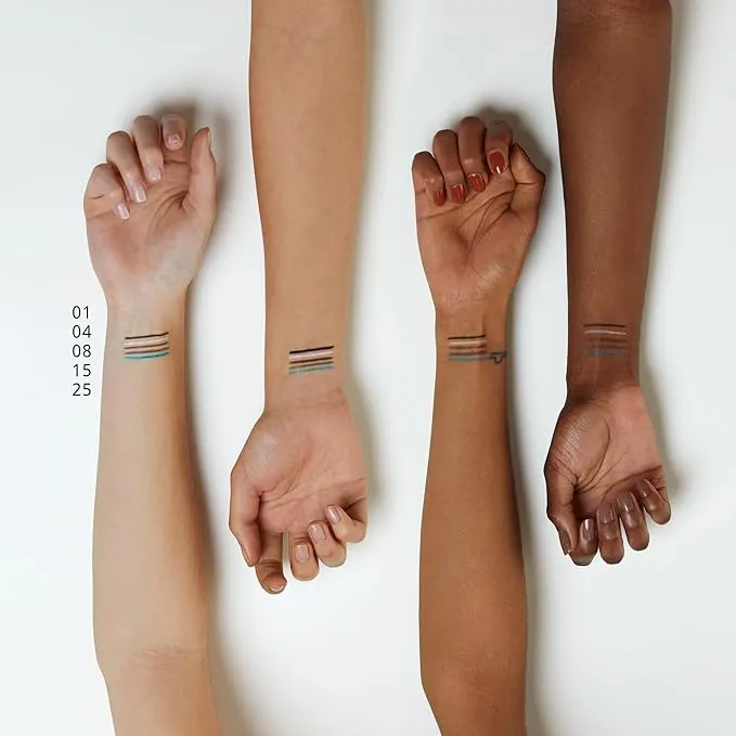 قلم ايلاينر ايسنس كاجال، 25