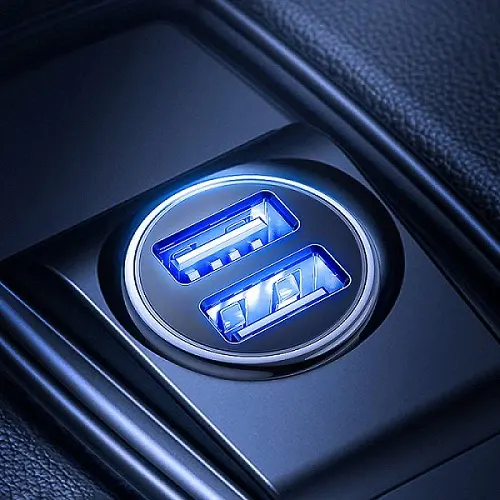 شاحن سيارة صغير ذكي جوي روم، ثنائي المنفذ، شحن سريع 3.1 أمبير، اضاءة ليد، أبيض ، C-A06