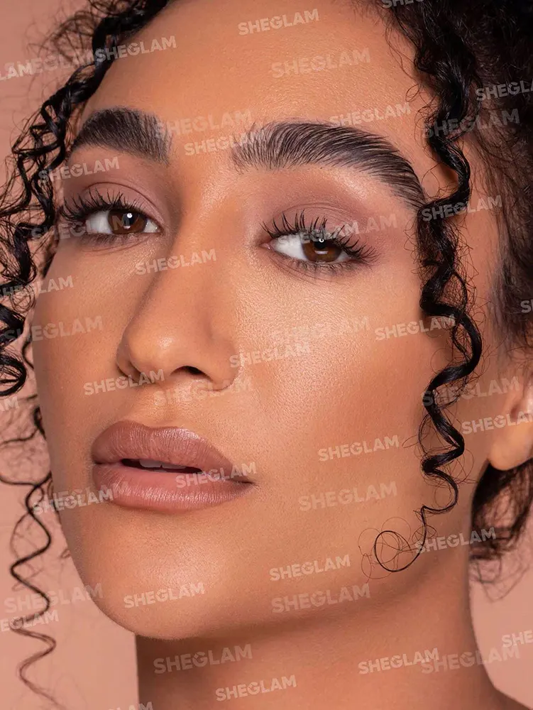 فاونديشن شيجلام كومبليكشن برو مات يدوم طويلا، الموند