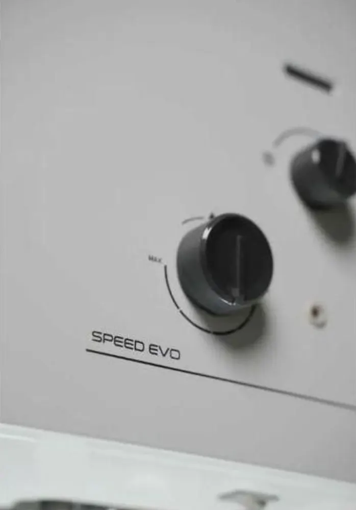 سخان مياه غاز اريستون، 10 لتر، غاز طبيعي، ادابتور، كود 4045016، SPEED EVO 10 NG ADPT