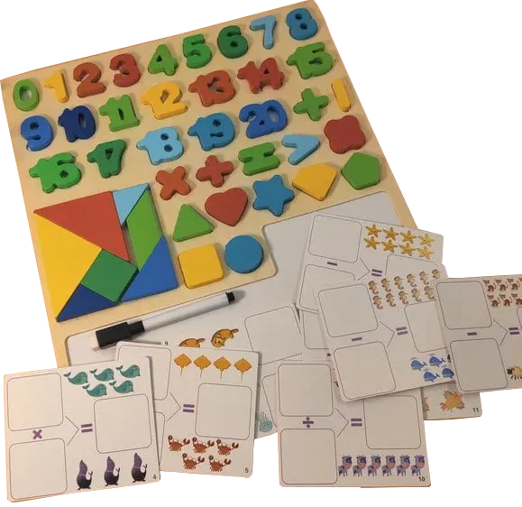 سبورة مع عدد من الأشكال الهندسية مع كروت ، 1011