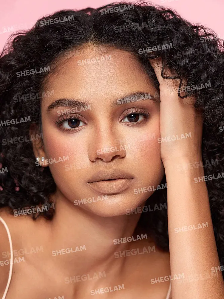 ليب ستيك شيجلام ستارلايت فيلفيت، ديب اندر